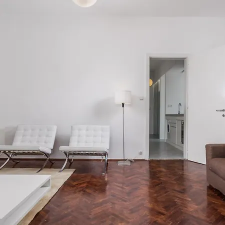 Apartman Lola